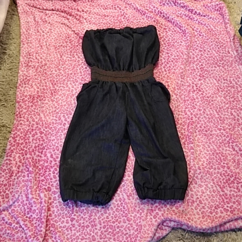 Jean pants onesie and sleeveless sweater